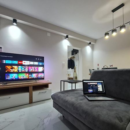Mias Luxury Apartment Rijeka Exteriör bild