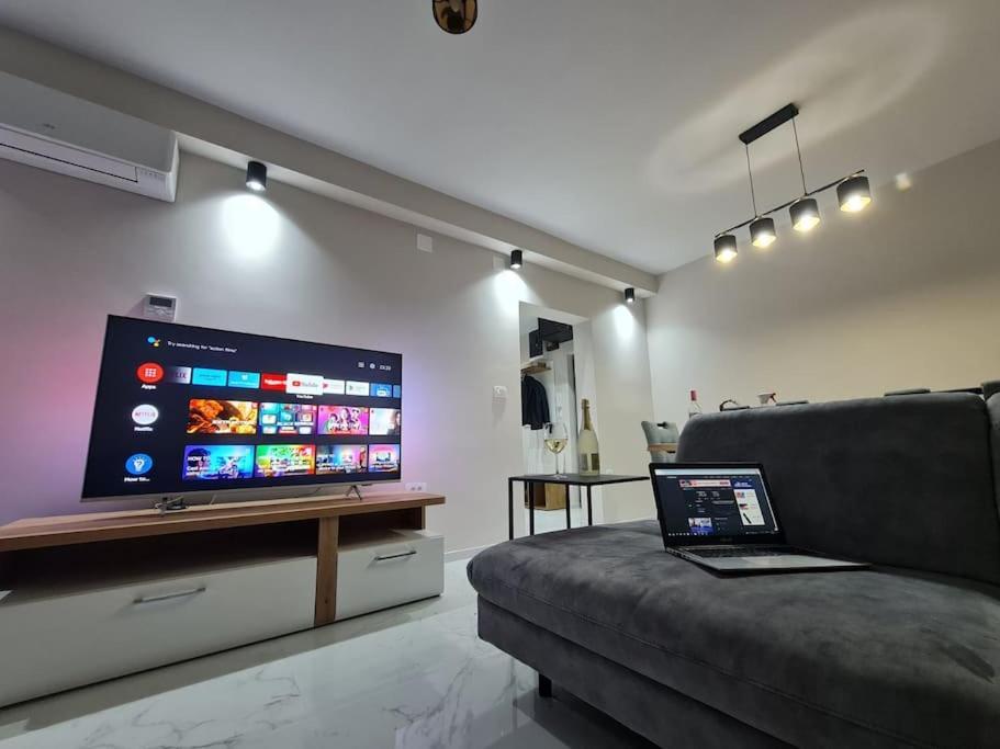 Mias Luxury Apartment Rijeka Exteriör bild