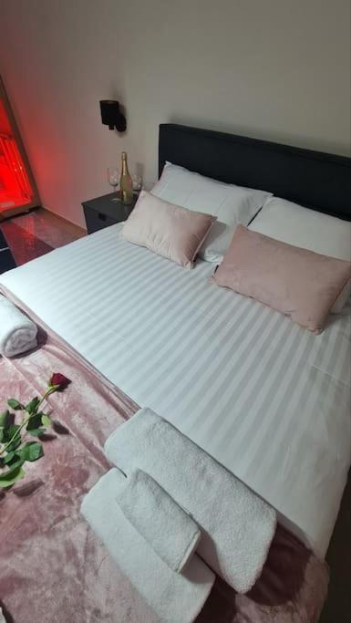 Mias Luxury Apartment Rijeka Exteriör bild