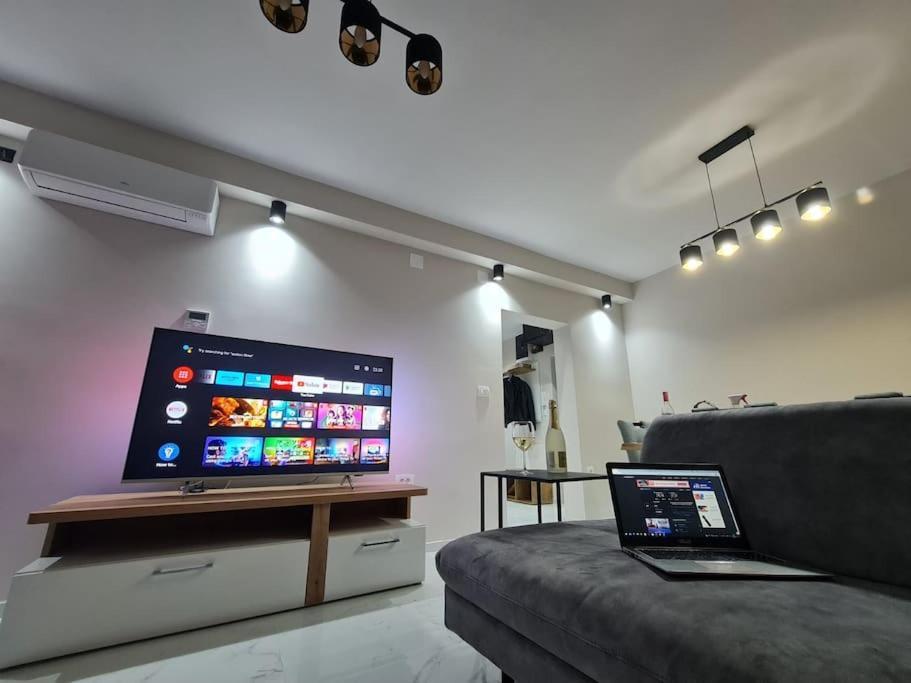 Mias Luxury Apartment Rijeka Exteriör bild